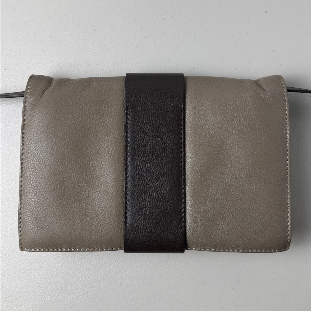 Guy Laroche Designer Leather Crossbody Bag Beige‑Grey and Dark Brown - Picture 3 of 16